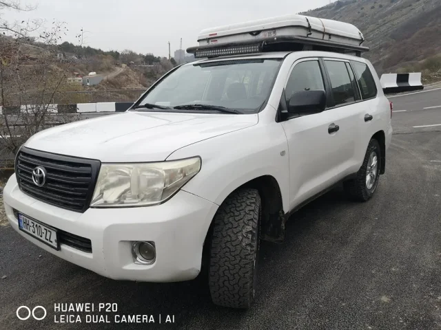 5. TOYOTA LAND CRUISER 205, FR 2013