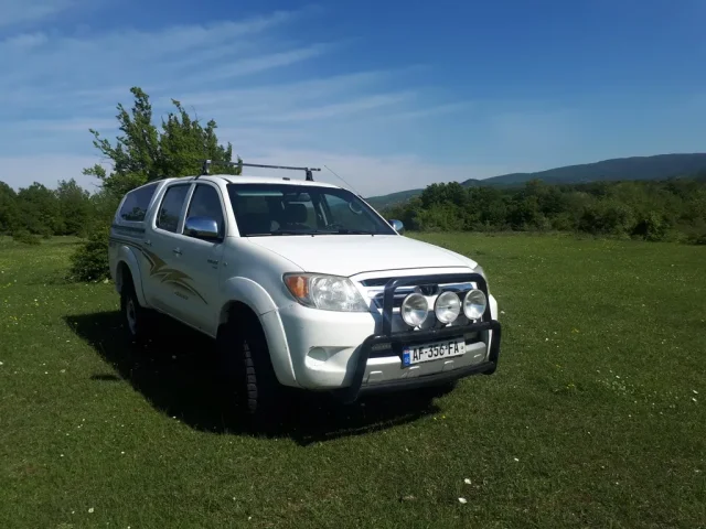 9. TOYOTA HILUX, YEAR 2005